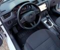 Белый Шкода Октавия, объемом двигателя 2 л и пробегом 233 тыс. км за 13100 $, фото 10 на Automoto.ua