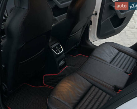 Белый Шкода Октавия, объемом двигателя 2 л и пробегом 269 тыс. км за 14999 $, фото 64 на Automoto.ua