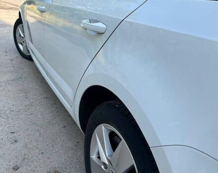 Белый Шкода Октавия, объемом двигателя 1.6 л и пробегом 185 тыс. км за 11100 $, фото 1 на Automoto.ua