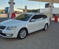 Білий Шкода Октавія, об'ємом двигуна 1.6 л та пробігом 260 тис. км за 11200 $, фото 10 на Automoto.ua
