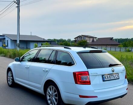 Білий Шкода Октавія, об'ємом двигуна 2 л та пробігом 250 тис. км за 13400 $, фото 1 на Automoto.ua