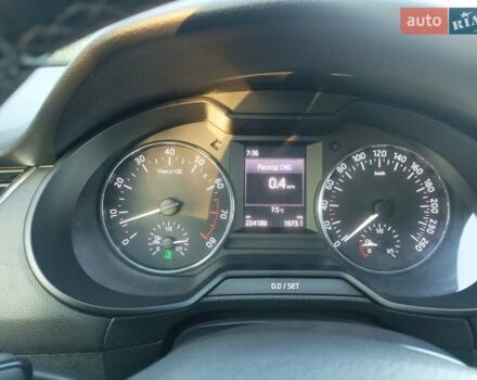 Шкода Октавия 2016 в Хмельницком на Automoto.ua Белый Шкода Октавия, объемом двигателя 1.4 л и пробегом 257 тыс. км за 8400 $, фото 6 на Automoto.ua