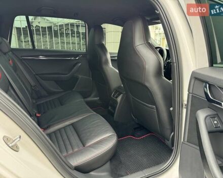 Белый Шкода Октавия, объемом двигателя 1.97 л и пробегом 268 тыс. км за 14500 $, фото 50 на Automoto.ua