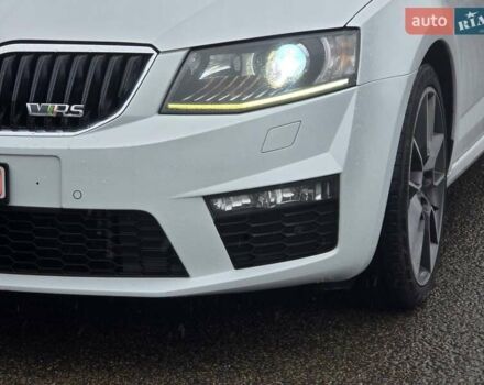 Білий Шкода Октавія, об'ємом двигуна 2 л та пробігом 254 тис. км за 16699 $, фото 13 на Automoto.ua