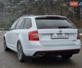 Білий Шкода Октавія, об'ємом двигуна 2 л та пробігом 254 тис. км за 16699 $, фото 4 на Automoto.ua