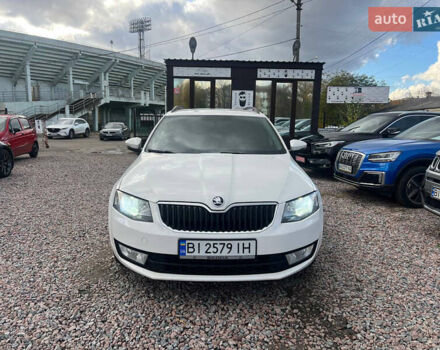 Білий Шкода Октавія, об'ємом двигуна 1.6 л та пробігом 182 тис. км за 10500 $, фото 1 на Automoto.ua