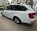 Белый Шкода Октавия, объемом двигателя 1.6 л и пробегом 221 тыс. км за 12000 $, фото 2 на Automoto.ua
