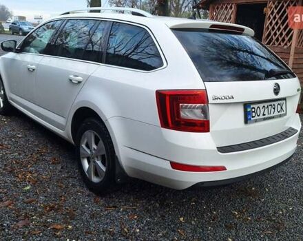 Белый Шкода Октавия, объемом двигателя 2 л и пробегом 294 тыс. км за 12900 $, фото 1 на Automoto.ua