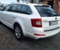 Белый Шкода Октавия, объемом двигателя 2 л и пробегом 294 тыс. км за 12900 $, фото 1 на Automoto.ua