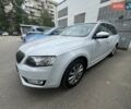 Белый Шкода Октавия, объемом двигателя 1.6 л и пробегом 221 тыс. км за 12000 $, фото 3 на Automoto.ua