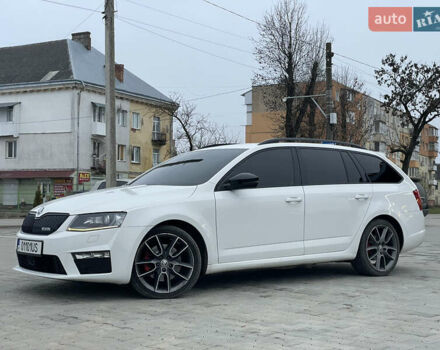 Белый Шкода Октавия, объемом двигателя 2 л и пробегом 269 тыс. км за 14999 $, фото 22 на Automoto.ua