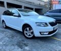 Білий Шкода Октавія, об'ємом двигуна 1.6 л та пробігом 325 тис. км за 11800 $, фото 1 на Automoto.ua