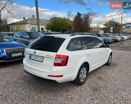 Білий Шкода Октавія, об'ємом двигуна 1.6 л та пробігом 182 тис. км за 10500 $, фото 4 на Automoto.ua