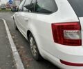 Белый Шкода Октавия, объемом двигателя 1.6 л и пробегом 180 тыс. км за 10900 $, фото 3 на Automoto.ua