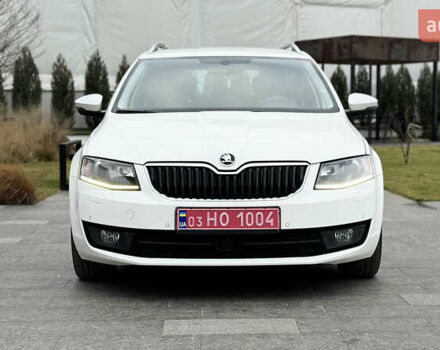 Белый Шкода Октавия, объемом двигателя 1.6 л и пробегом 231 тыс. км за 11850 $, фото 2 на Automoto.ua
