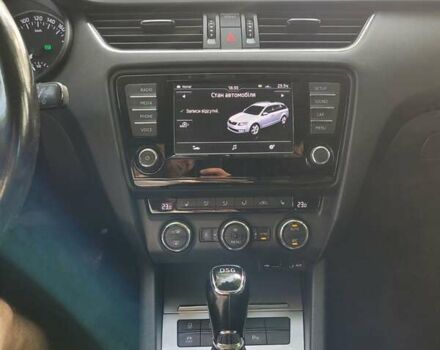 Білий Шкода Октавія, об'ємом двигуна 1.6 л та пробігом 243 тис. км за 12999 $, фото 10 на Automoto.ua