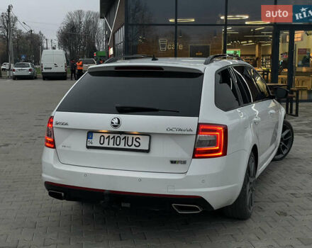 Белый Шкода Октавия, объемом двигателя 2 л и пробегом 269 тыс. км за 14999 $, фото 45 на Automoto.ua