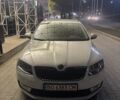 Белый Шкода Октавия, объемом двигателя 2 л и пробегом 205 тыс. км за 14500 $, фото 2 на Automoto.ua