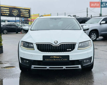 Белый Шкода Октавия, объемом двигателя 1.97 л и пробегом 303 тыс. км за 13900 $, фото 6 на Automoto.ua