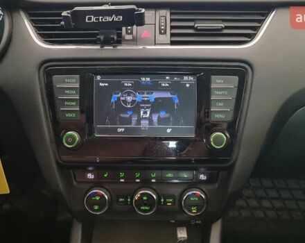 Білий Шкода Октавія, об'ємом двигуна 1.6 л та пробігом 230 тис. км за 13500 $, фото 25 на Automoto.ua