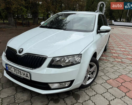 Белый Шкода Октавия, объемом двигателя 1.97 л и пробегом 328 тыс. км за 12300 $, фото 14 на Automoto.ua