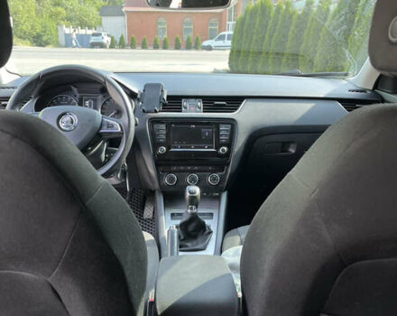 Шкода Октавія 2016 у Вінниці на Automoto.ua Білий Шкода Октавія, об'ємом двигуна 1.6 л та пробігом 270 тис. км за 10700 $, фото 16 на Automoto.ua