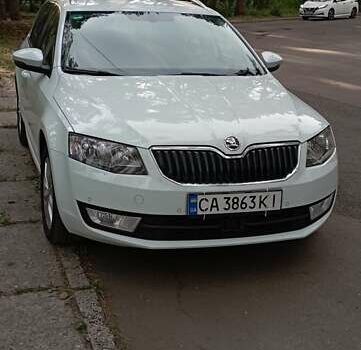 Белый Шкода Октавия, объемом двигателя 1.97 л и пробегом 244 тыс. км за 14000 $, фото 1 на Automoto.ua