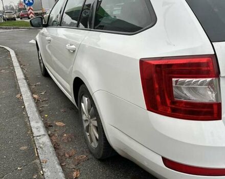 Білий Шкода Октавія, об'ємом двигуна 1.6 л та пробігом 180 тис. км за 10500 $, фото 16 на Automoto.ua