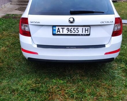 Белый Шкода Октавия, объемом двигателя 1.6 л и пробегом 290 тыс. км за 11000 $, фото 4 на Automoto.ua