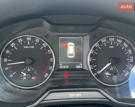 Шкода Октавія 2016 у Івано-Франківську на Automoto.ua Білий Шкода Октавія, об'ємом двигуна 1.6 л та пробігом 230 тис. км за 11300 $, фото 10 на Automoto.ua