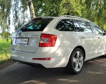 Білий Шкода Октавія, об'ємом двигуна 1.6 л та пробігом 243 тис. км за 12999 $, фото 6 на Automoto.ua