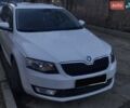 Белый Шкода Октавия, объемом двигателя 2 л и пробегом 250 тыс. км за 12700 $, фото 1 на Automoto.ua