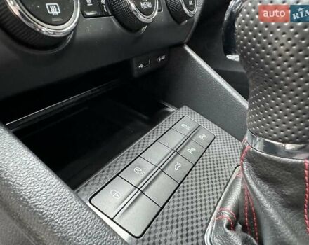 Белый Шкода Октавия, объемом двигателя 1.97 л и пробегом 268 тыс. км за 14500 $, фото 34 на Automoto.ua