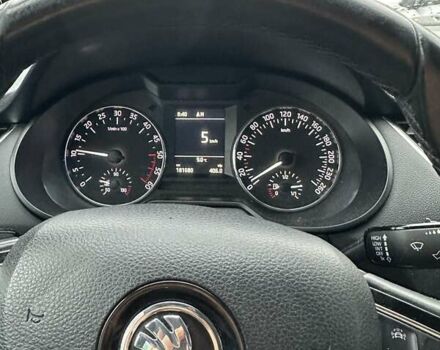 Белый Шкода Октавия, объемом двигателя 1.6 л и пробегом 180 тыс. км за 10500 $, фото 11 на Automoto.ua