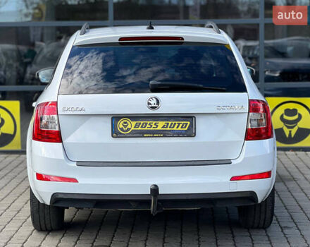 Шкода Октавія 2016 у Івано-Франківську на Automoto.ua Білий Шкода Октавія, об'ємом двигуна 1.6 л та пробігом 230 тис. км за 11300 $, фото 4 на Automoto.ua
