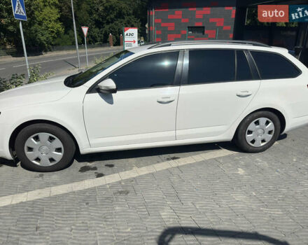 Белый Шкода Октавия, объемом двигателя 1.6 л и пробегом 232 тыс. км за 11500 $, фото 13 на Automoto.ua