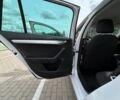 Белый Шкода Октавия, объемом двигателя 1.6 л и пробегом 254 тыс. км за 12000 $, фото 22 на Automoto.ua