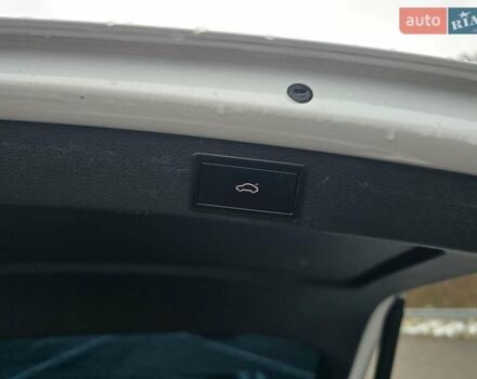 Білий Шкода Октавія, об'ємом двигуна 2 л та пробігом 254 тис. км за 16699 $, фото 25 на Automoto.ua