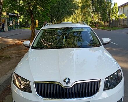 Белый Шкода Октавия, объемом двигателя 2 л и пробегом 339 тыс. км за 12000 $, фото 4 на Automoto.ua