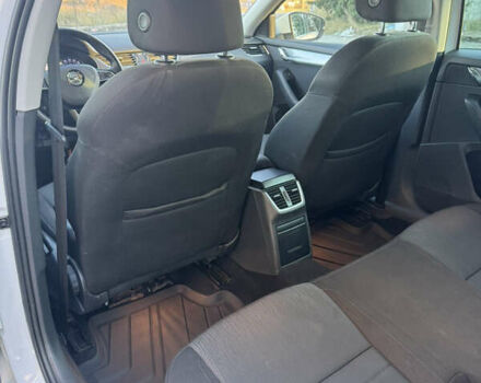 Білий Шкода Октавія, об'ємом двигуна 1.97 л та пробігом 280 тис. км за 13800 $, фото 26 на Automoto.ua