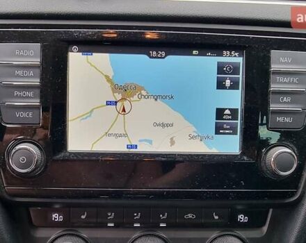 Білий Шкода Октавія, об'ємом двигуна 1.6 л та пробігом 230 тис. км за 13500 $, фото 24 на Automoto.ua