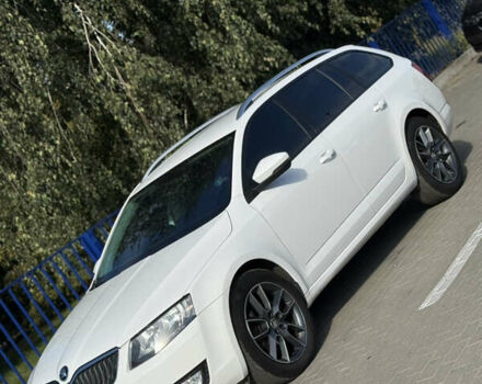 Шкода Октавия 2016 в Турийск на Automoto.ua Белый Шкода Октавия, объемом двигателя 1.97 л и пробегом 321 тыс. км за 11299 $, фото 24 на Automoto.ua