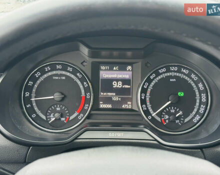 Белый Шкода Октавия, объемом двигателя 1.97 л и пробегом 303 тыс. км за 13900 $, фото 29 на Automoto.ua