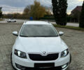 Шкода Октавия 2016 в Дубно на Automoto.ua Белый Шкода Октавия, объемом двигателя 1.6 л и пробегом 196 тыс. км за 13500 $, фото 3 на Automoto.ua