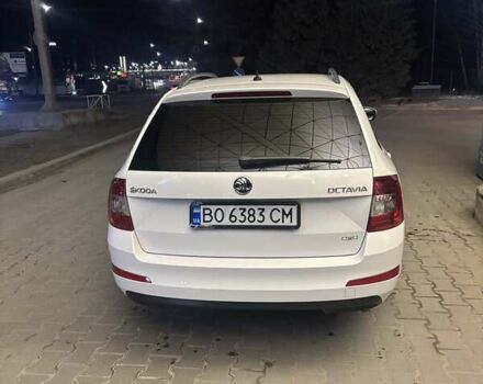 Белый Шкода Октавия, объемом двигателя 2 л и пробегом 205 тыс. км за 14500 $, фото 6 на Automoto.ua