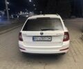 Белый Шкода Октавия, объемом двигателя 2 л и пробегом 205 тыс. км за 14500 $, фото 6 на Automoto.ua