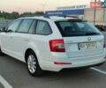 Белый Шкода Октавия, объемом двигателя 1.97 л и пробегом 330 тыс. км за 11990 $, фото 4 на Automoto.ua