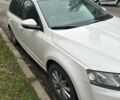 Білий Шкода Октавія, об'ємом двигуна 1.6 л та пробігом 180 тис. км за 10500 $, фото 2 на Automoto.ua