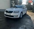 Білий Шкода Октавія, об'ємом двигуна 1.6 л та пробігом 288 тис. км за 10800 $, фото 1 на Automoto.ua