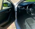 Белый Шкода Октавия, объемом двигателя 2 л и пробегом 220 тыс. км за 15999 $, фото 6 на Automoto.ua